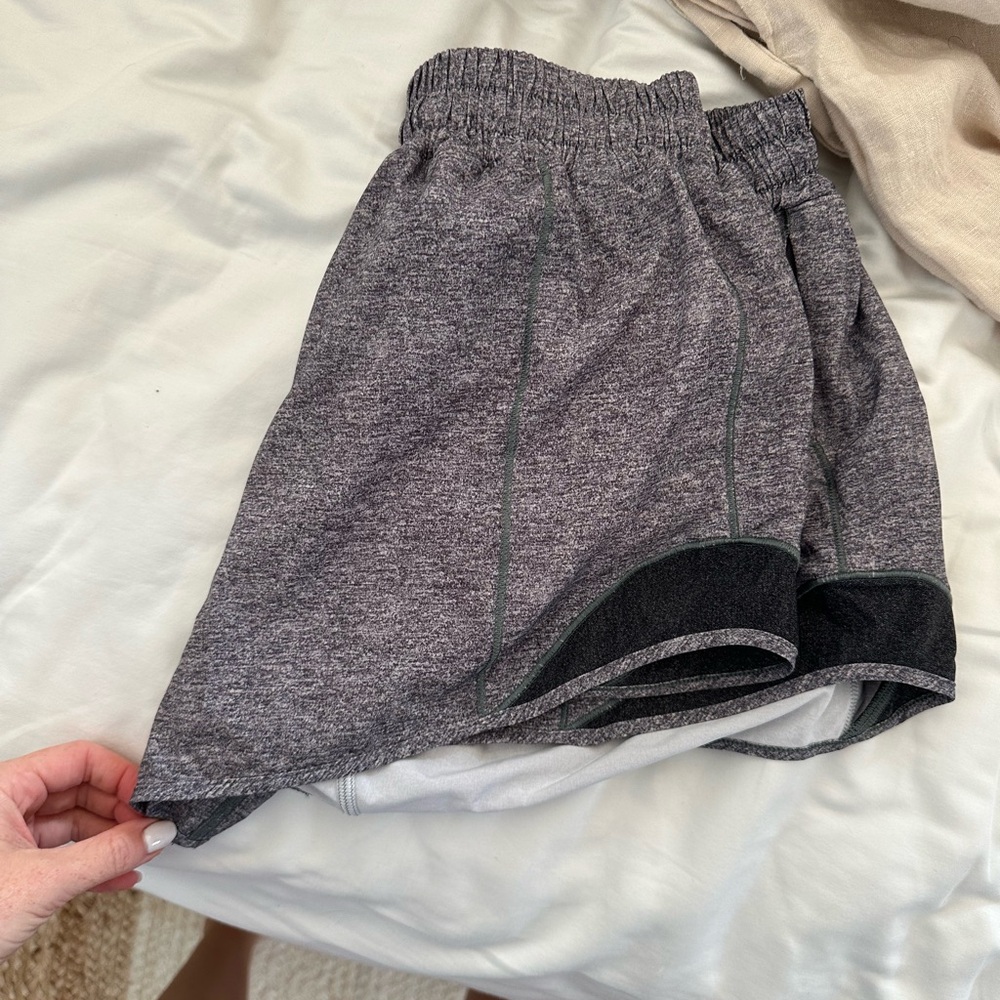 Lululemon hotty hot low rise lined short 4” grey size 8